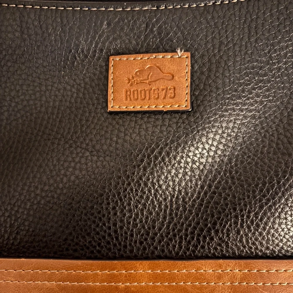ROOTS 73, in Stylish Black and Brown Leather Crossbody Bag, Adjustable Strap - Picture 2 of 7